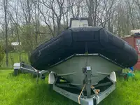 Cietā piepūšamā laiva pārdod