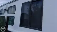 Niršanas atbalsta kuģis pārdod
