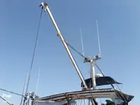 Niršanas atbalsta kuģis pārdod
