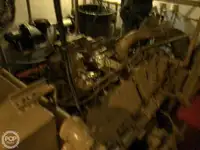 Trallers pārdod