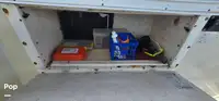 Niršanas atbalsta kuģis pārdod