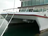 Katamarāns pārdod