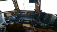 Apkalpes kuģis pārdod