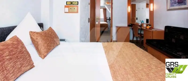 Kruīza kuģis pārdod