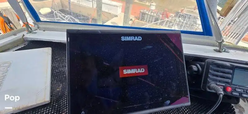 Niršanas atbalsta kuģis pārdod