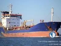 Naftas / Ķīmisko vielu tankkuģis pārdod