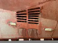 Trallers pārdod