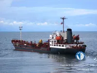 Naftas / Ķīmisko vielu tankkuģis pārdod