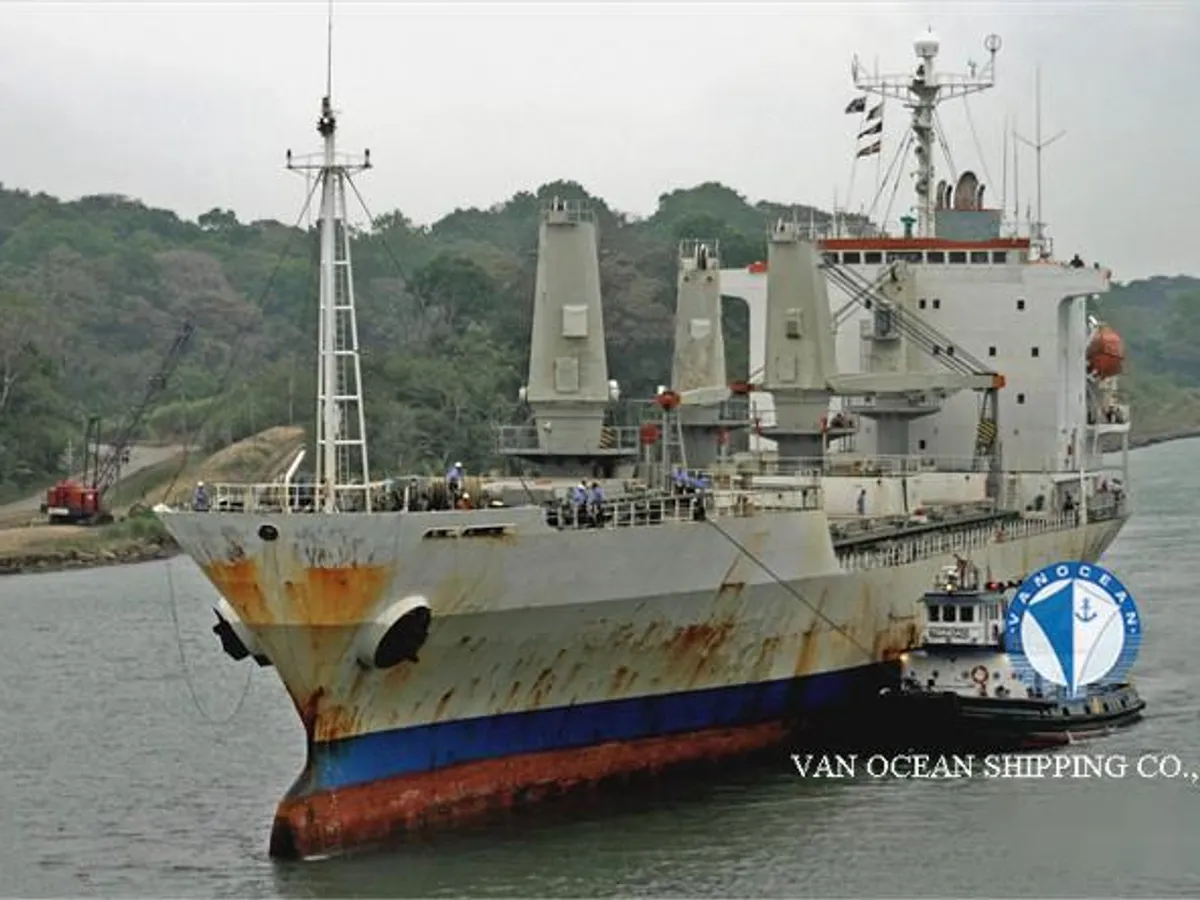 Reefer kuģis pārdod