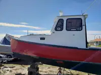 Zivju pārstrādes kuģis pārdod