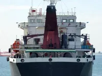 Naftas / Ķīmisko vielu tankkuģis pārdod