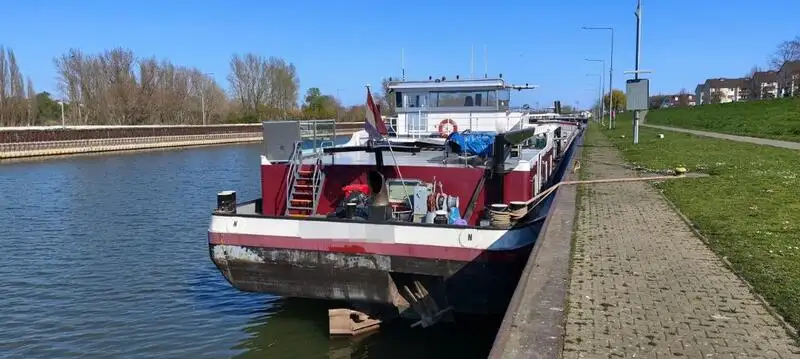 Beramkravu pārvadātājs pārdod