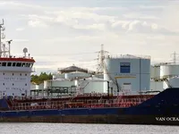 Naftas / Ķīmisko vielu tankkuģis pārdod