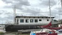Apmešanās barža pārdod