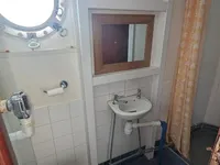 Hidrogrāfiskais kuģis pārdod
