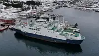 Bunkurkuģis pārdod