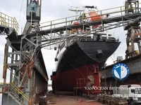 Naftas / Ķīmisko vielu tankkuģis pārdod