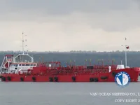 Naftas / Ķīmisko vielu tankkuģis pārdod