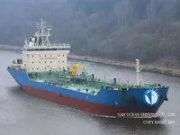 Naftas / Ķīmisko vielu tankkuģis pārdod
