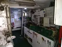 Trallers pārdod
