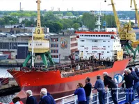 Naftas / Ķīmisko vielu tankkuģis pārdod