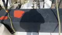 Trallers pārdod