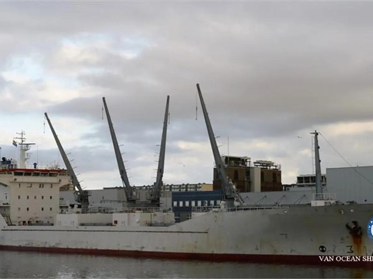 Reefer kuģis pārdod
