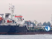 Naftas / Ķīmisko vielu tankkuģis pārdod