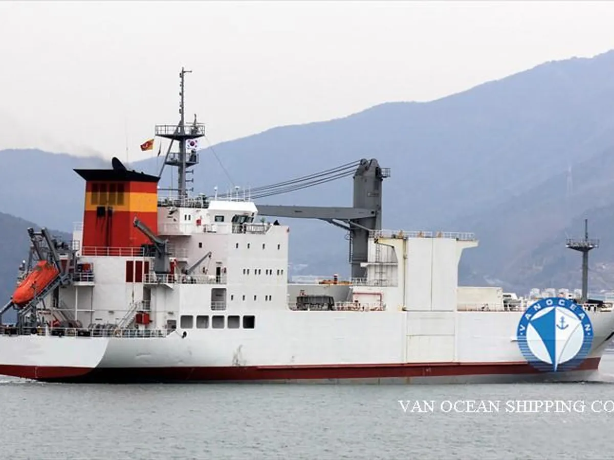 Reefer kuģis pārdod
