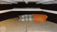 Niršanas atbalsta kuģis pārdod