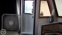 Niršanas atbalsta kuģis pārdod