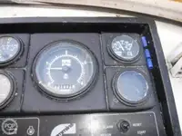 Trallers pārdod