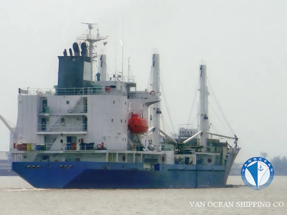 Reefer kuģis pārdod