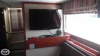 Niršanas atbalsta kuģis pārdod