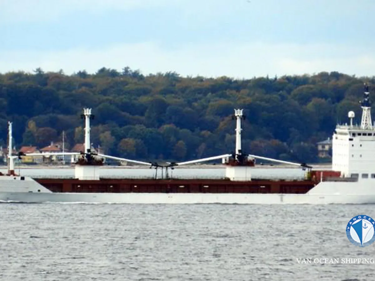 Reefer kuģis pārdod