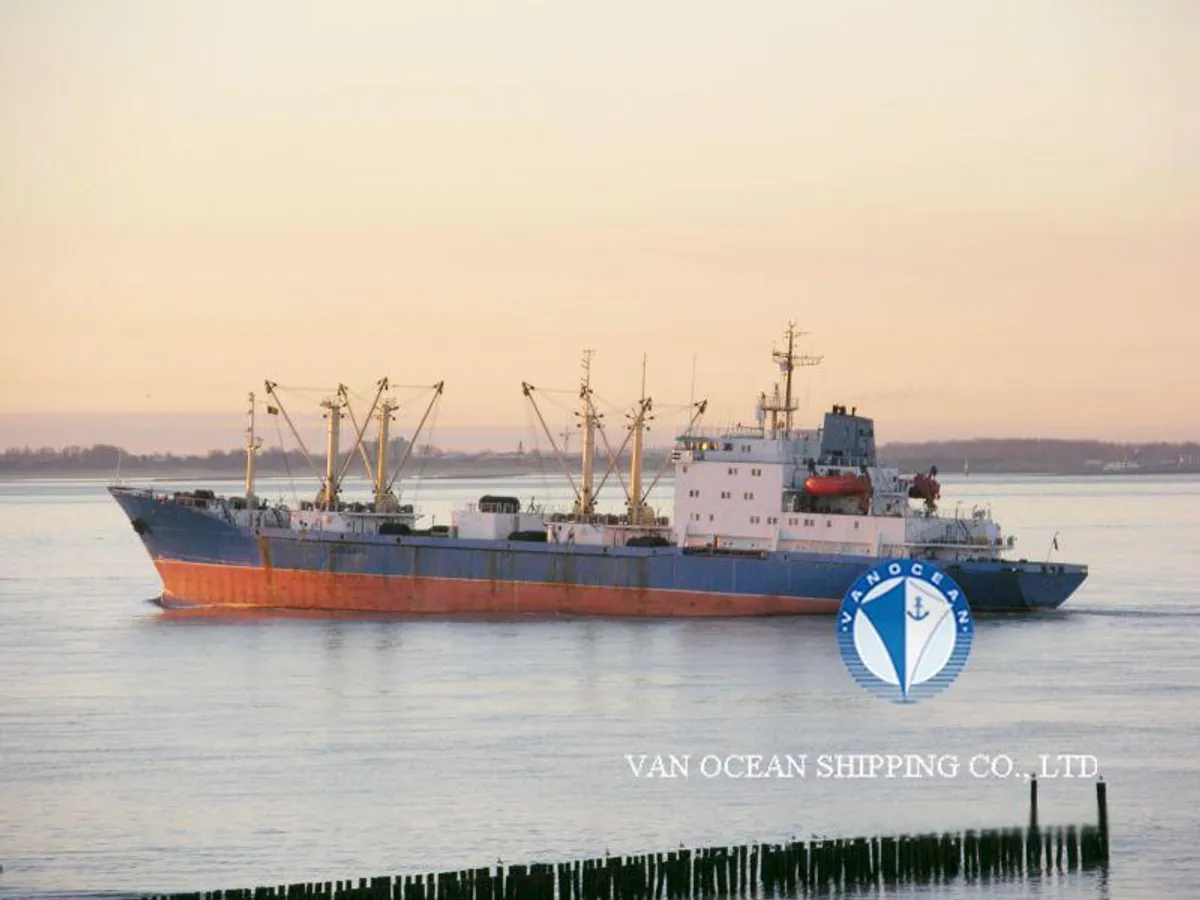 Reefer kuģis pārdod