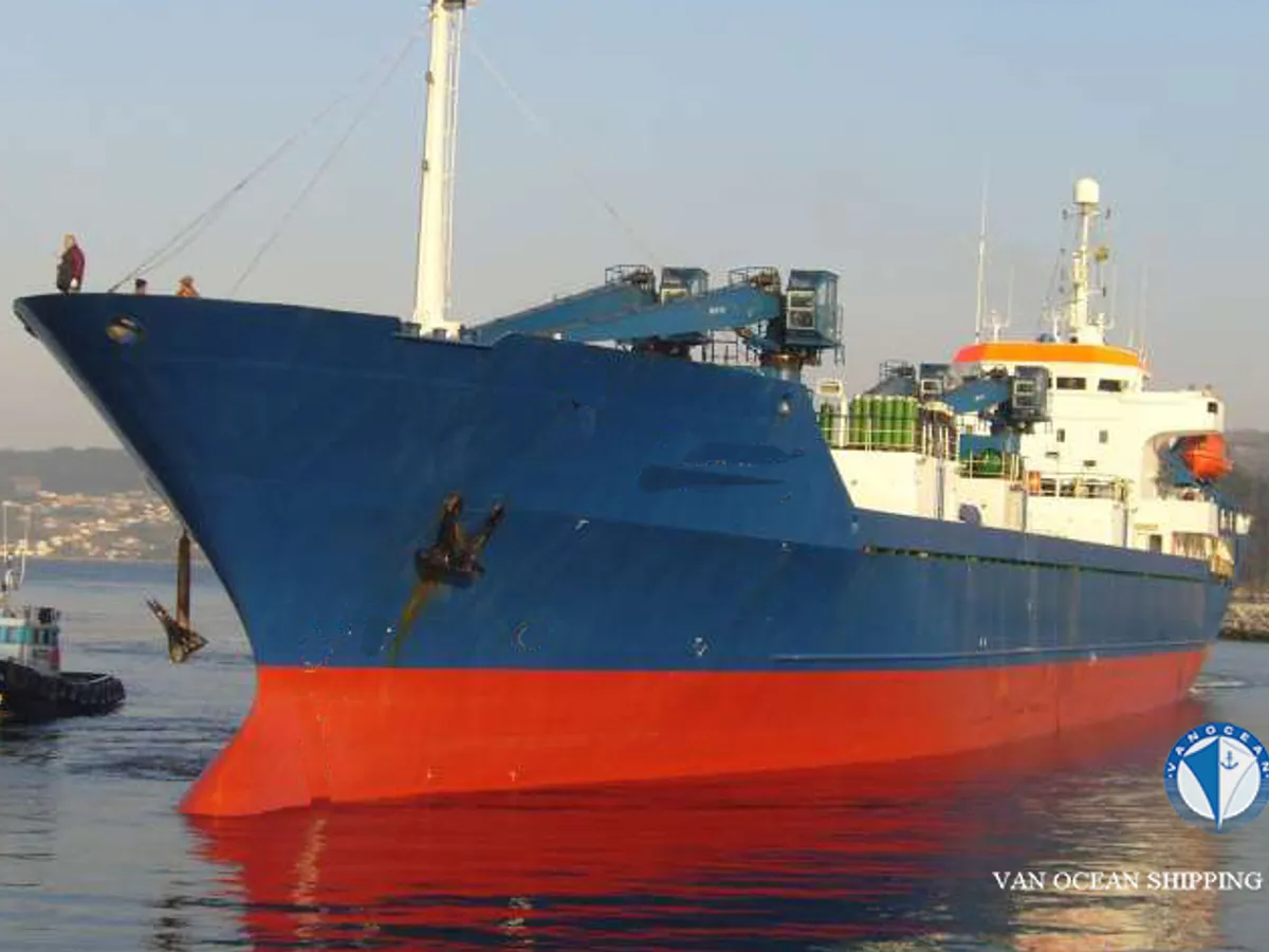 Reefer kuģis pārdod