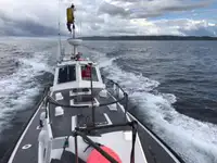 Pilotkuģis pārdod