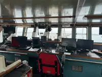 Trallers pārdod