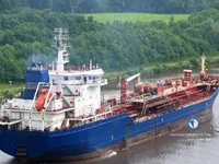 Naftas / Ķīmisko vielu tankkuģis pārdod