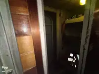 Trallers pārdod
