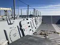 Desanta kuģis, tankkuģis pārdod