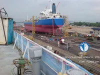 Naftas / Ķīmisko vielu tankkuģis pārdod