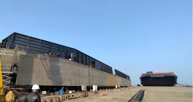 Liellaiva pārdošanā