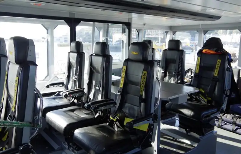 Konteineru kuģis pārdošanā