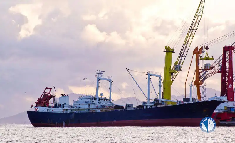 Refrižeratorkuģis pārdošanā