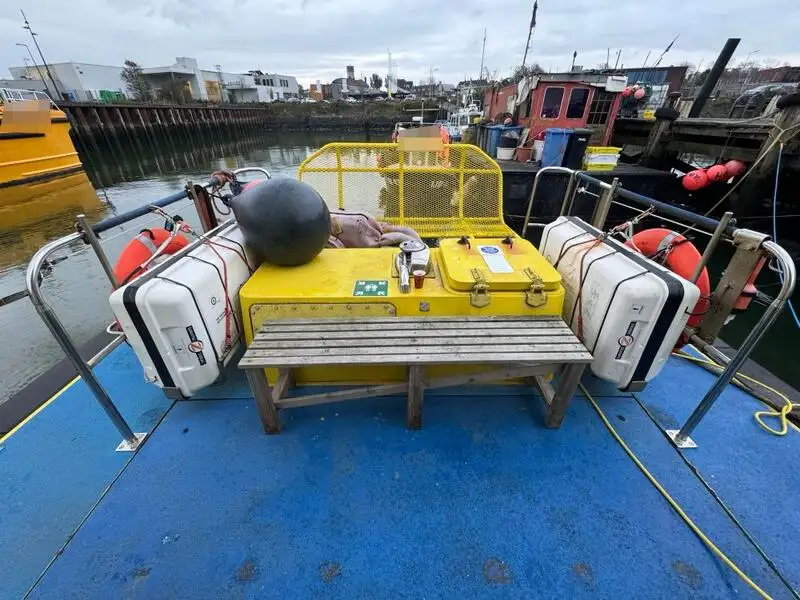 Apkalpes laiva pārdošanā