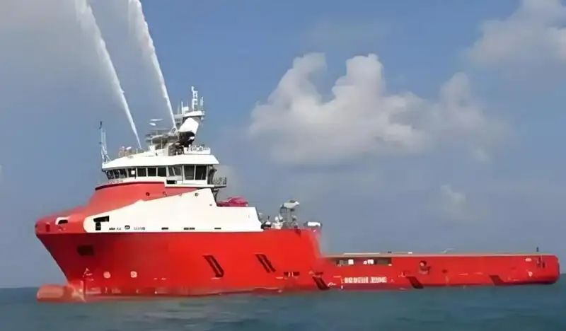 Platformas padeves trauks (PSV) pārdošanā