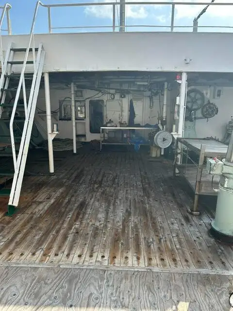 Zvejas traleris pārdošanā