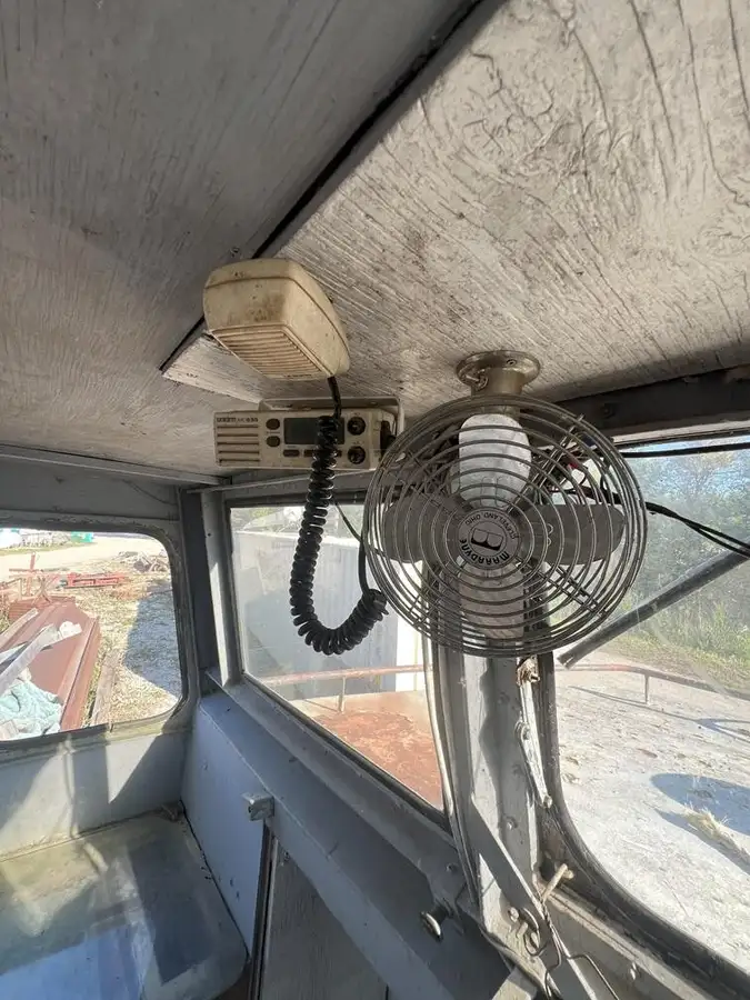 Darba laivas pārdošanā